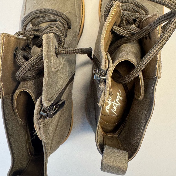 Crown Vintage women’s Taupe Suede Boots - Picture 7 of 7